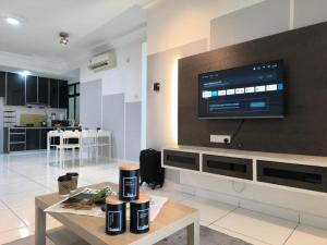 Platino 2Pax Queen Bed Room 3 W Co-Living By STAY