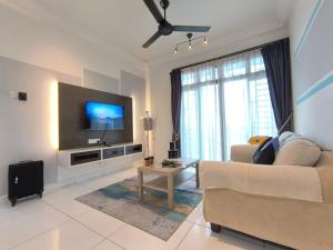 Platino 2Pax Queen Bed Room 3 W Co-Living By STAY