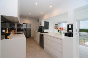 Bella Blu Beach House - direct beach access
