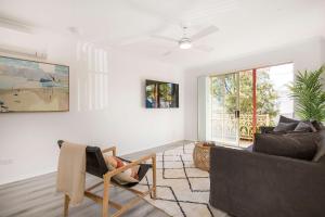 Aquamarine - modern & bright Huskisson townhouse