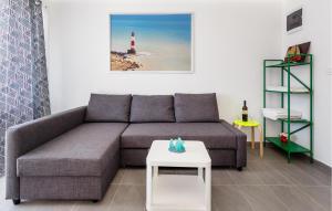 1 Bedroom Beautiful Apartment In Krk
