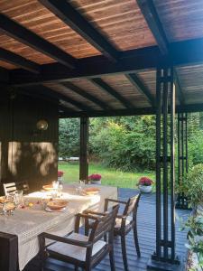 An Undisturbed 60S Summer House Close To The Sea