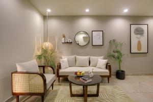 Bedchambers Premium Aparthotel DLF Phase 3 Sector 24