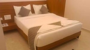 HOTEL O VARAHI GRAND