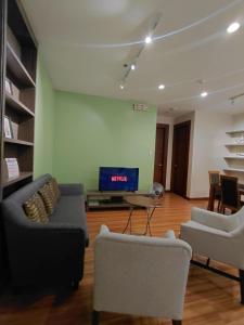 Spacious Modern 2 BED 2 BATH by WSI Residences