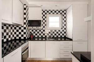 Lisbon Exclusive | Bairro Alto Feel