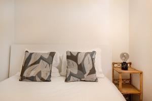 Alfama Cozy Hideaway | 2BR Stay
