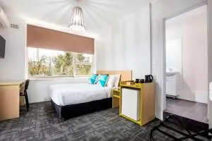 Nightcap at Caringbah Hotel - Taren Point