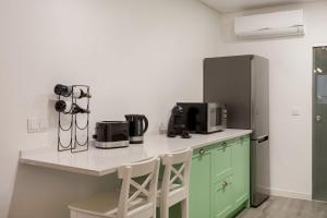 Duque Central Stay Walk to Rossio & Chiado