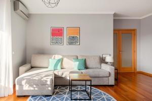 Elegant Flat in Benfica - 10 min to City Center
