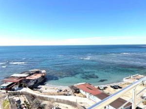 Casa del Mar 3 - 1BR, First Line Sea view Vollga