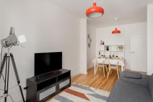 Lisbon City Vibes, 2BR Flat
