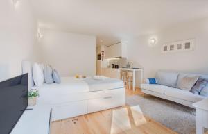 Downtown Porto Flat, Walk to City Center