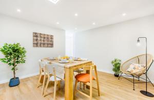 Espinho Beach 4 Stays with Terrace