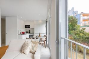 Palácio de Cristal Studio | Parking & AC