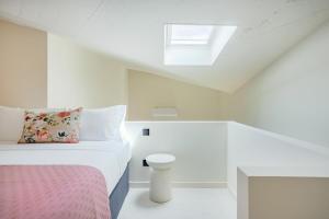 Minimalist Loft @ Terracotta Collection