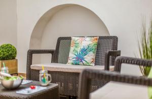 Santa Catarina Experience in Porto