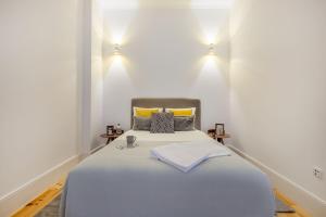 Santa Catarina Experience in Porto