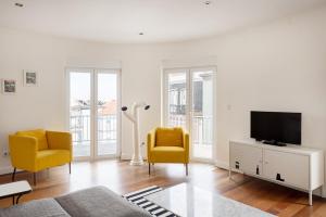 Estrela Skyline Retreat with Terrace
