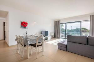 Quarteira Beach & Family Stay | Cavalo Preto