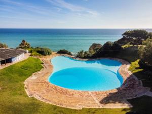 Sunny 5BR Villa @ Prainha Club