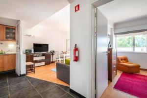 1BR Apartment with Pool @ Lago Azul