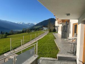 Apartment with Alpine views