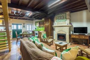 Casa MontSanto with Balcony & Terrace