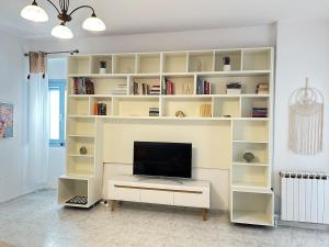 Periplous Home - Feel the Breeze, Stay with Ease
