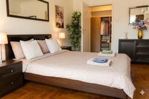 New Luxury Flat in front of the Parliament at Unirii