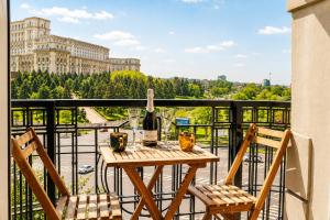 New Luxury Flat in front of the Parliament at Unirii