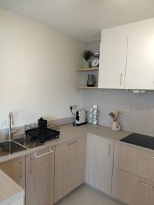 Sable Vert - Nieuw gerenoveerd appartement op 100m van strand