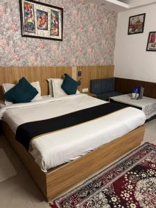 Hotel Luck Plaza Near Delhi Airport