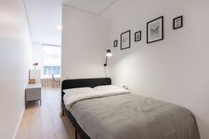 Hook Urban Spacious Studio