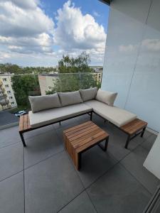 77 Apartament