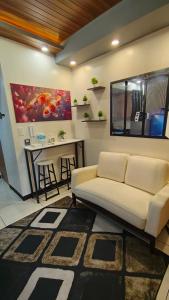 J and J RED Residence