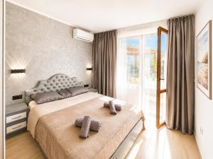 Apolon-6 Sea Breeze Apartment