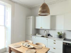 Ocean Tide Apartment