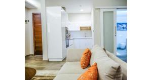 Deluxe Apartment at Curve By The Park by Karibu Stays