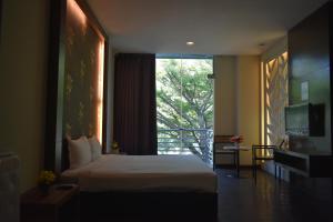 DWharf Hotel PD Waterfront