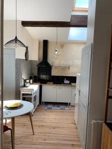 Esmée - T3 avec 2 Chambres 1 Salle de Bain au Centre de Bordeaux
