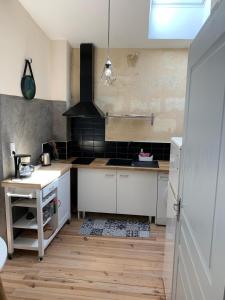 Esmée - T3 avec 2 Chambres 1 Salle de Bain au Centre de Bordeaux