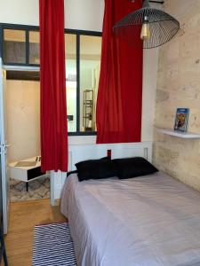 Esmée - T3 avec 2 Chambres 1 Salle de Bain au Centre de Bordeaux