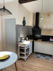Esmée - T3 avec 2 Chambres 1 Salle de Bain au Centre de Bordeaux