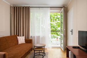Aleja Waszyngtona Sowinski Apartment by BookingHost