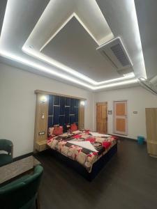gulmarg peak view resort