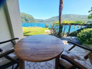 Giardino sul Lago by Quokka 360 - Lakefront Apartment in Ponte Tresa
