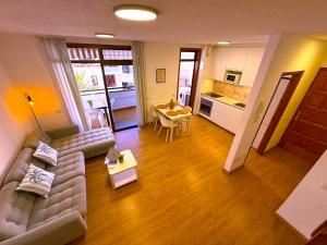 Tropicalidays Playa Las Americas 2BR Apartment
