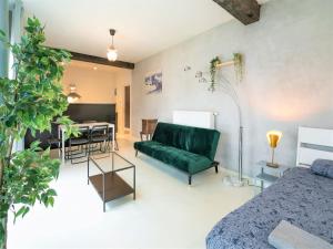 Antwerp Central 1BR 7P Apartment