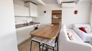 Rena Bianca Residence 201